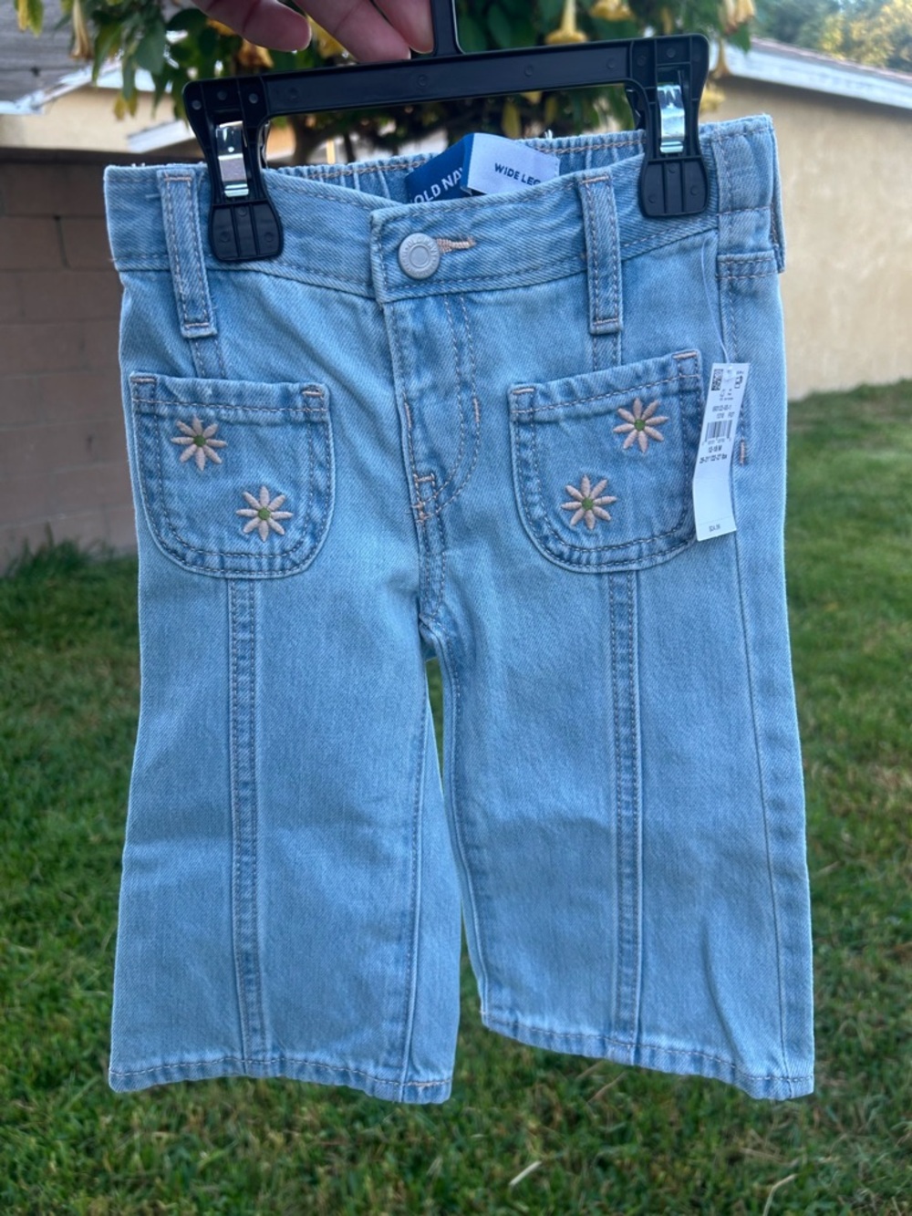 Old Navy Light Blue Denim Floral Pocket wide leg Jeans